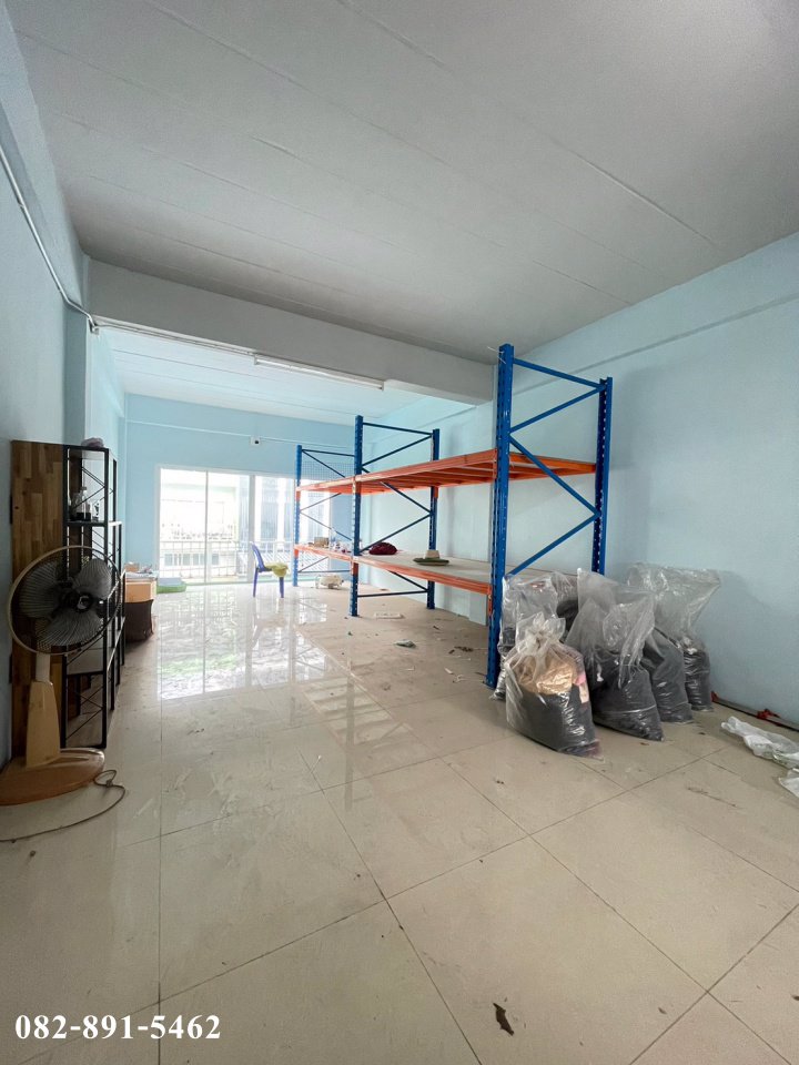 อาคารพาณิชย์-35-ชั้น-177-ตรว-โครงการมั่งมีวิลเลจ-เลียบทางด่วนบางขุนเทียน-สะแกงาม-แสมดำ-สภาพดี