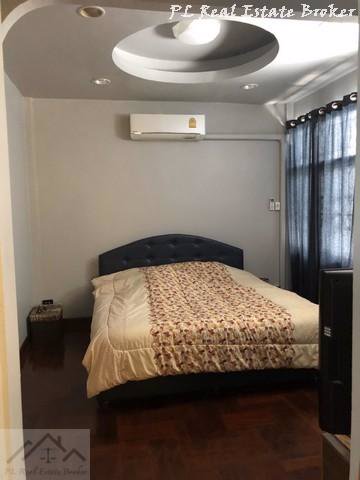 hr-3261-ให้เช่าทาวน์โฮม-2ชั้นรีโนเวทใหม่-หมู่บ้านอยู่เจริญ-29-ห้วยขวาง-ใกล้-mrt-ห้วยขวาง