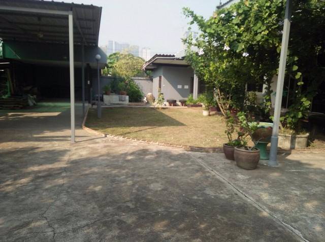 hr-3256-ให้เช่าบ้านเดี่ยว-7ห้องนอน-ถนนลาดพร้าว-ใกล้mrt-พหลโยธิน-ยูเนี่ยนมอลล์