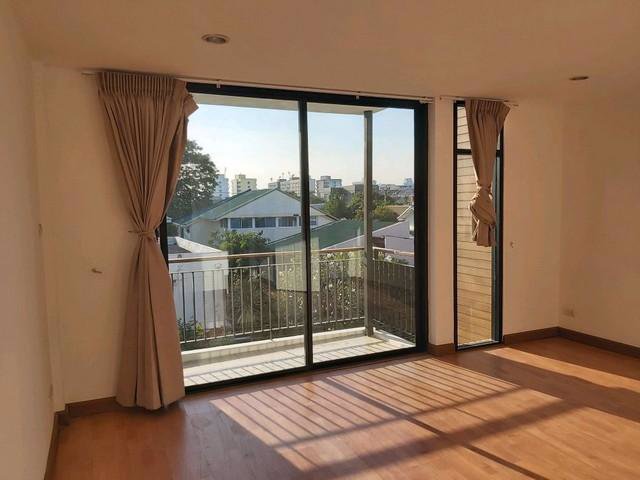 hr-3252-ให้เช่าทาวน์โฮม-3ชั้น-ถนนพัฒนาการ65-ประเวศ-เหมาะทำโฮมออฟฟิศ