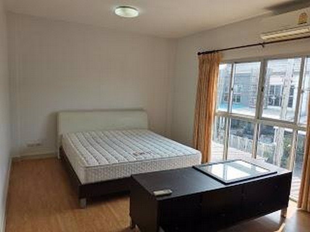 hr-3275-ให้เช่าทาวน์โฮม-2-ชั้น-หมู่บ้านนาราทาวน์-ถนนกาญจนาภิเษก-ประเวศ-ใกล้โรงเรียนคลองปักหลัก