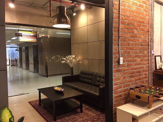 br-878-ให้เช่าพื้นที่สำนักงาน-อาคารพหลโยธินเพลส-พื้นที่-140-ตรม-ตกแต่งพร้อมใช้งาน-ห่าง-bts-อารีย์