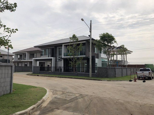 hs-1241-ขายบ้านเดี่ยว-2ชั้น-วรารมย์พรีเมี่ยม-วัชรพล-จตุโชติ-ถนนจตุโชติ-หลังมุม-ใกล้ทางด่วนจตุโชติ