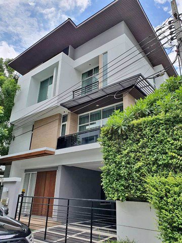 hr-3374-ให้เช่าบ้านเดี่ยว-3ชั้นหมู่บ้านnivana-beyond-lite-ย่านกรุงเทพกรีฑา-ใกล้airport-link-ทับช้าง