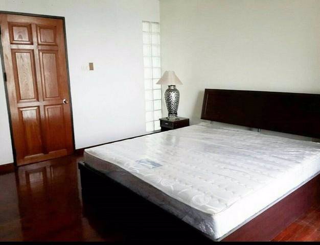 hr-3429-ให้เช่าทาวน์โฮม-4ชั้น-เล่นระดับ-วิวสระว่ายน้ำ-ถนนพระราม3-ยานนาวา