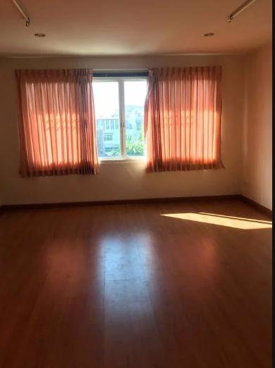 hr-3453-ให้เช่าทาวน์โฮม-3-ชั้น-หมู่บ้านรอยัลโฮม-พัฒนาการ-31ทับ1-ใกล้แอร์พอร์ตลิ้งค์-คลองตัน