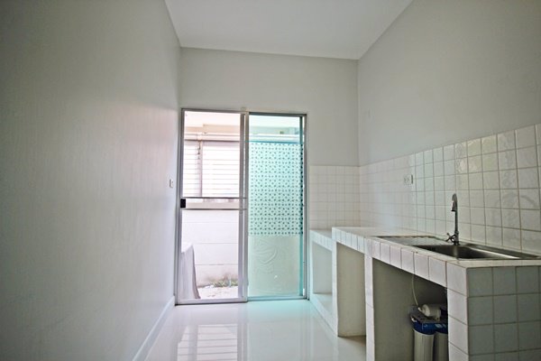 ขายทาวน์โฮม-3-ชั้น-วิสต้า-ปาร์ค-พระราม-2-หลังเซ็นทรัลพระราม-2-vista-กู้ได้-100-