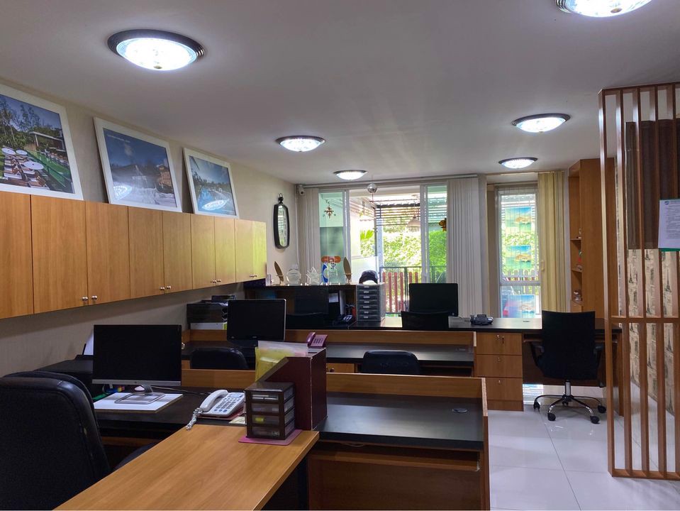 homeoffice-3ชั้น-mindhof-ร่มเกล้า-ตกแต่งพร้อมอยู่-ราคาถูกสุดในโครงการ