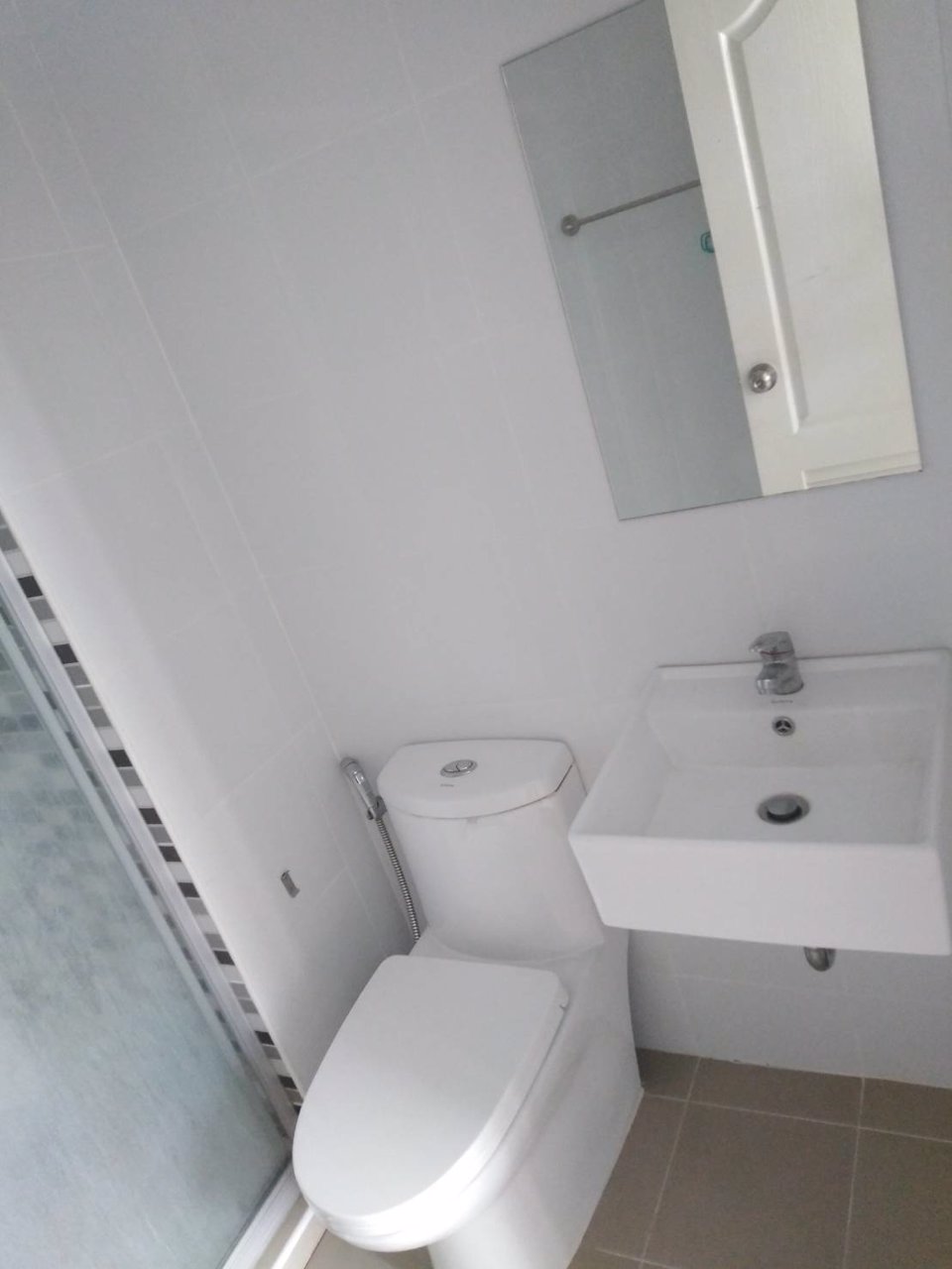 ให้เช่าคอนโดทิวลิป-5500-มีให้เลือกหลายห้อง