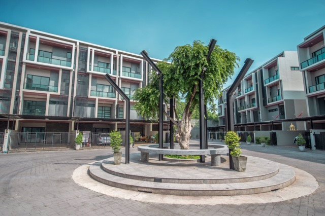 ขาย-townhome-3ชั้นครึ่ง-กลางเมืองตรัง