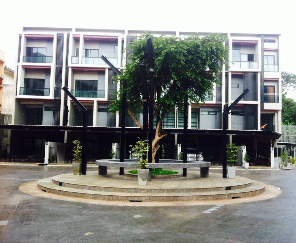 ขาย-townhome-3ชั้นครึ่ง-กลางเมืองตรัง