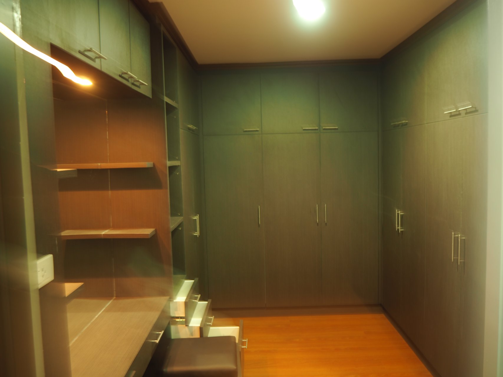 ขายอาคารพาณิชย์-3-ชั้นครึ่ง-กลางเมืองตรัง