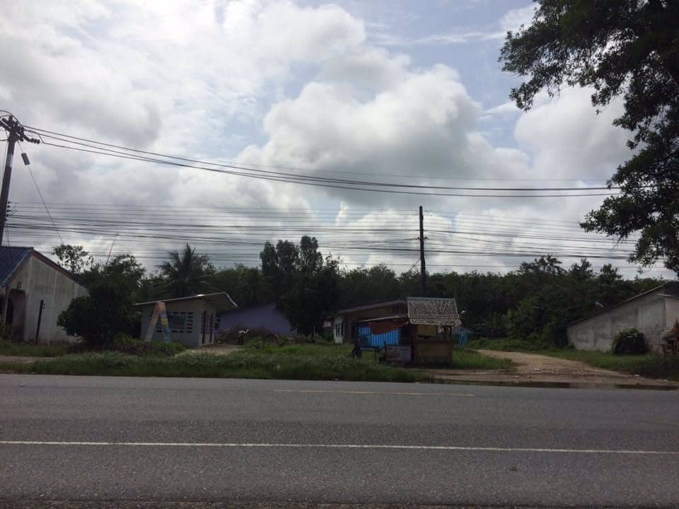 ขายบ้านพร้อม-ที่ดิน-ติดถนนใหญ่เพรชเกษมบางม่วง