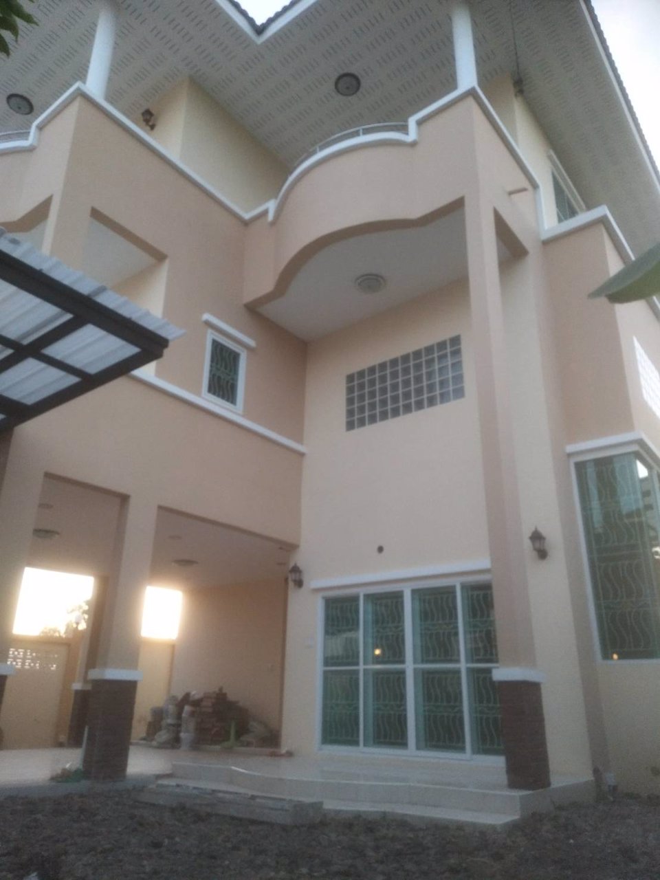 ขายบ้านสร้างใหม่-3-ชั้น