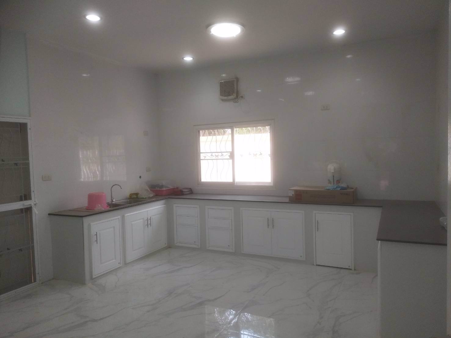 ขายบ้านสร้างใหม่-3-ชั้น