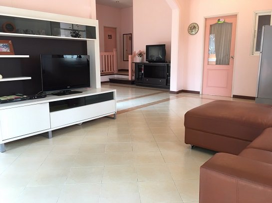 ขายบ้านเดี่ยวชั้นเดียวเล่นระดับ-พร้อมอยู่-เนื้อที่-75-ตรว-หมู่บ้านวรางกูล-ลำลูกกาคลอง-4-ทำเลดี