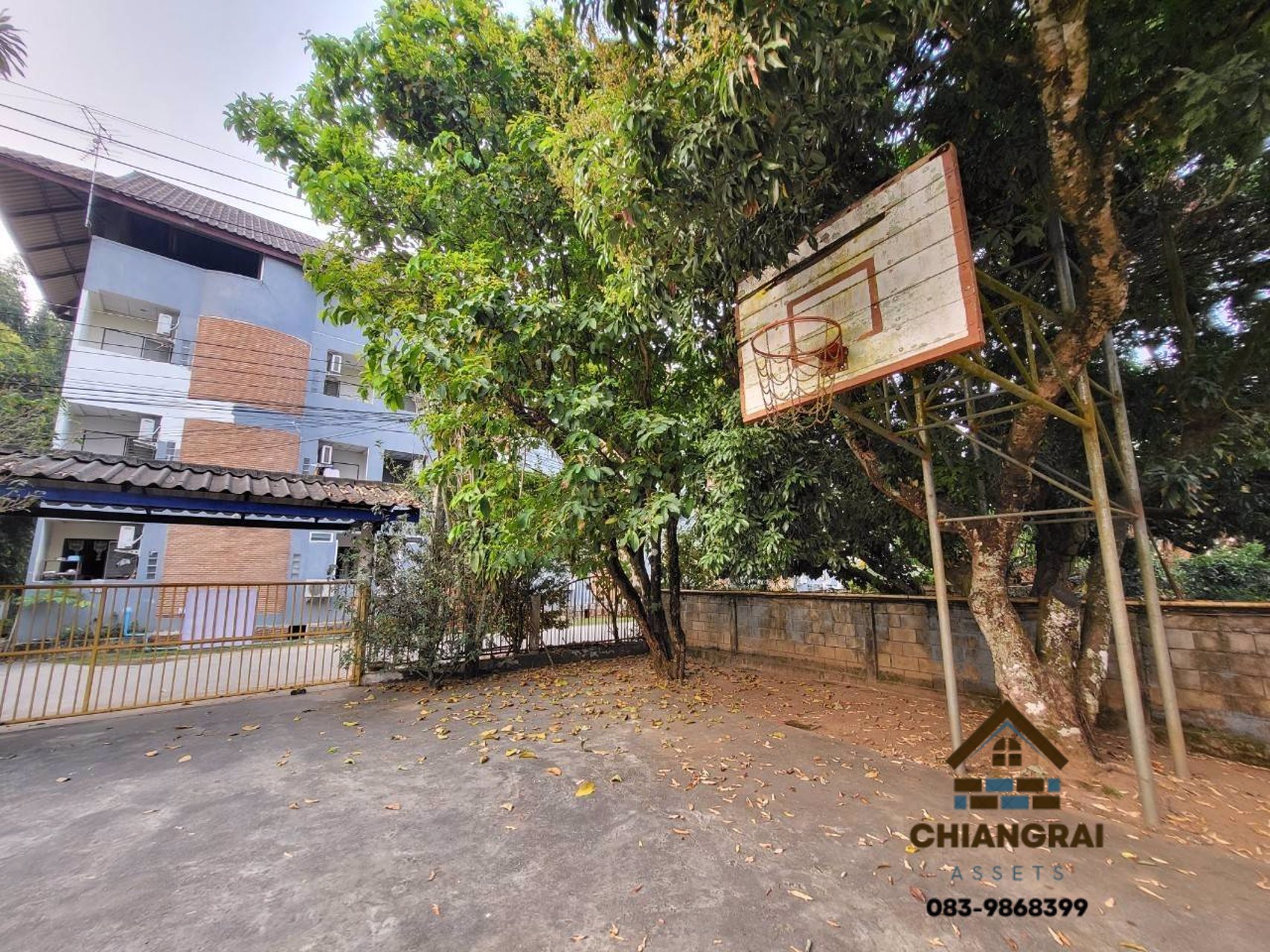 ขายที่ดินพร้อมสิ่งปลูกสร้าง