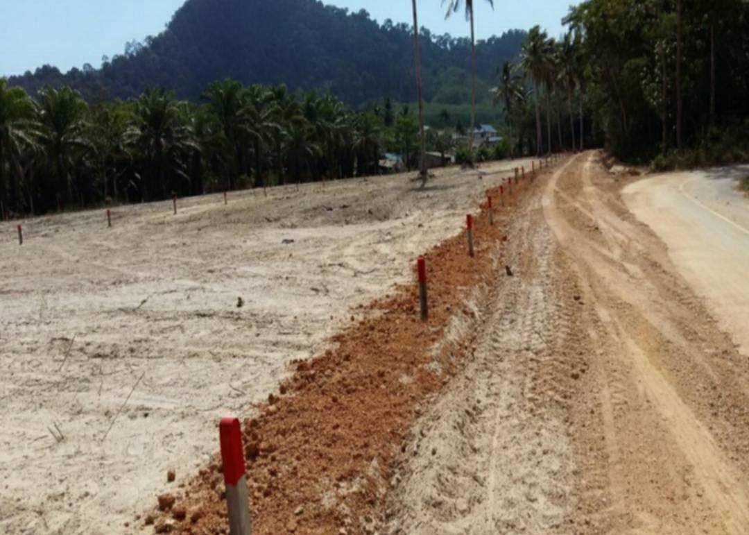 ที่ดินแบ่งล็อคขาย-สำหรับลูกค้างบน้อย-ซื้อดินสร้างบ้านกันเถอะ