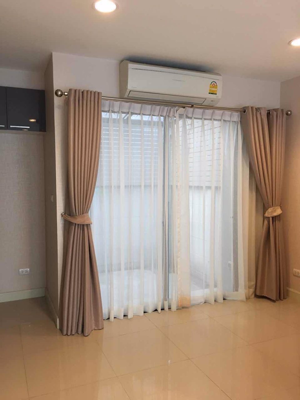 ให้เช่าทาวน์โฮม-3ชั้น-ให้เช่า30000-บาท-ต่อเดือน