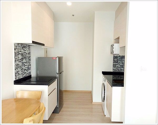 ให้เช่า-โนเบิล-รีโวล-รัชดา2-ห้องใหม่-ห้องมุม-ชั้นสูง-ทิศตะวันออก-เฟอร์นิเจอร์และเครื่องใช้ไฟฟ้าครบ