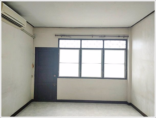 ด่วน-ให้เช่าบ้านทาวน์เฮ้าส์-2-ชั้น-ย่านบางหว้า-เดินทางสะดวก-ใกล้รถไฟฟ้า-พร้อมอยู่