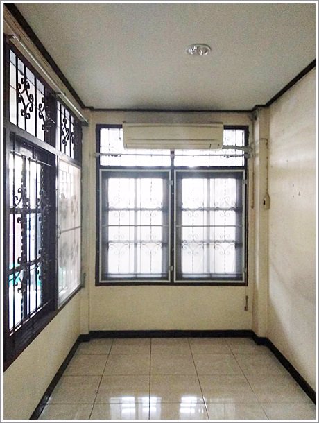 ด่วน-ให้เช่าบ้านทาวน์เฮ้าส์-2-ชั้น-ย่านบางหว้า-เดินทางสะดวก-ใกล้รถไฟฟ้า-พร้อมอยู่