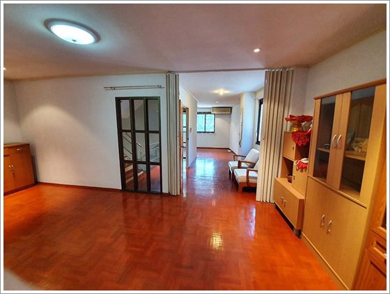 ขายทาวน์โฮม-4-ชั้น-ย่านเจริญนคร-บ้านสวย-ทำเลเยี่ยม-เดินทางสะดวก-ใกล้รถไฟฟ้า