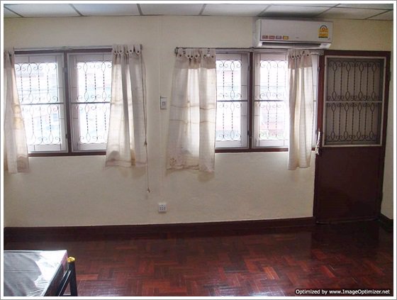 ด่วน-ให้เช่า-ทาวน์โฮม-3-ชั้น-ย่านพงษ์เพชร-เดินทางสะดวก-ใกล้ถนนใหญ่-มีแอร์-พร้อมอยู่