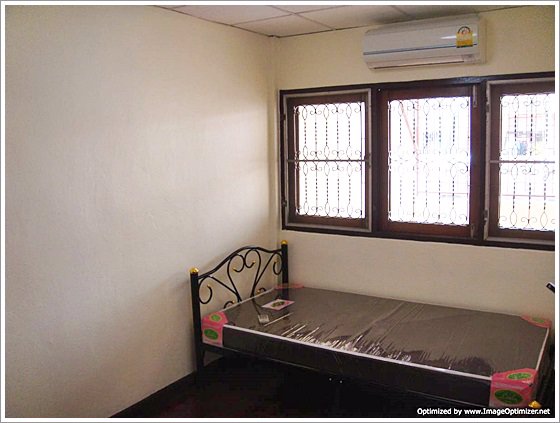 ด่วน-ให้เช่า-ทาวน์โฮม-3-ชั้น-ย่านพงษ์เพชร-เดินทางสะดวก-ใกล้ถนนใหญ่-มีแอร์-พร้อมอยู่