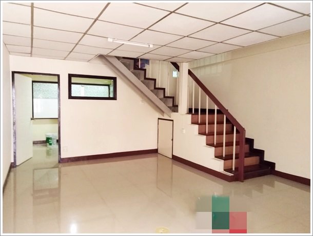 ด่วน-ให้เช่า-ทาวน์โฮม-3-ชั้น-ย่านพงษ์เพชร-เดินทางสะดวก-ใกล้ถนนใหญ่-มีแอร์-พร้อมอยู่