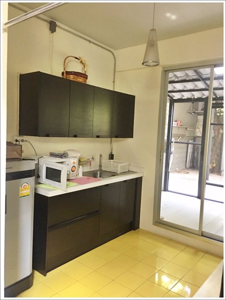 ด่วน-ให้เช่า-ทาวน์โฮม-3-ชั้น-ย่านพงษ์เพชร-บ้านสวย-สไตล์ลอฟต์-เดินทางสะดวก-ใกล้ถนนใหญ่-มีแอร์-พร้อมอย