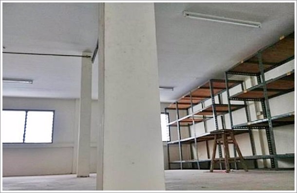 ให้เช่า-อาคารพาณิชย์-3-ชั้น-3-คูหาทะลุถึงกัน-ย่านเจริญนคร-เหมาะทำ-โฮสเทล-หอพัก-หรือพักอาศัย