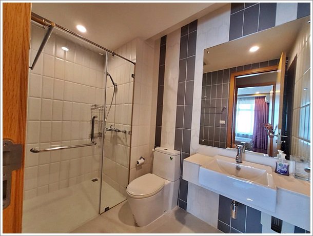 ให้เช่า-ขายถูก-เซอร์เคิล-คอนโดมิเนียม-ชั้นสูง-วิวสวย-บิ้วท์อิน-ตกแต่ง-เฟอร์ครบครัน-เดินทางสะดวก