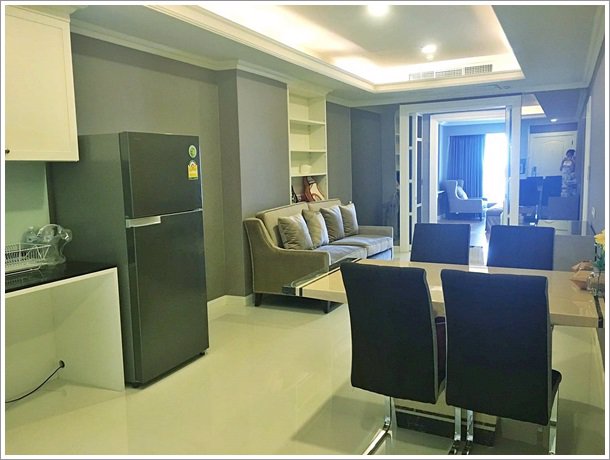 ให้เช่าคอนโด-สเตท-ทาวเวอร์-วิวสีลม-ห้องใหม่-แต่งสวย-เฟอร์อย่างดี-ใกล้รถไฟฟ้า-พร้อมเข้าอยู่