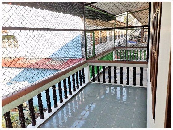 ให้เช่าทาวน์เฮ้าส์-2-ชั้น-ย่านลาซาล-เดินทางสะดวก-อยู่ใกล้แหล่งชุมชน-ร้านค้า-โรงเรียน-ตลาด-พร้อมอยู่