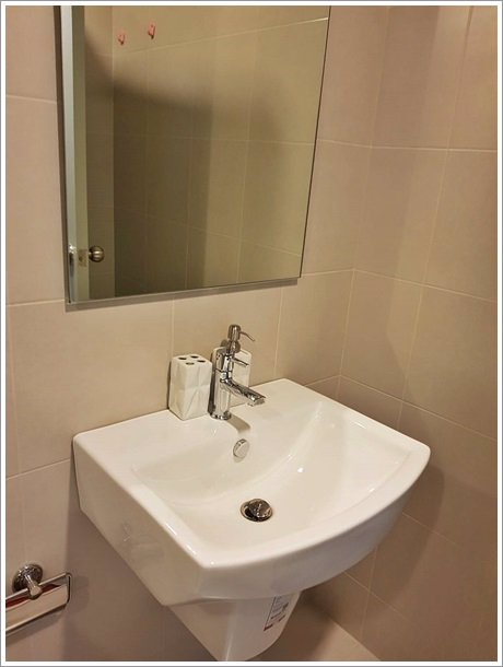 ให้เช่าคอนโด-ไอดิโอ-โมบิ-สุขุมวิท-อีสเกต-บางนา-ห้องชั้นสูง-แต่งสวย-เฟอร์ครบครัน-ติดรถไฟฟ้า