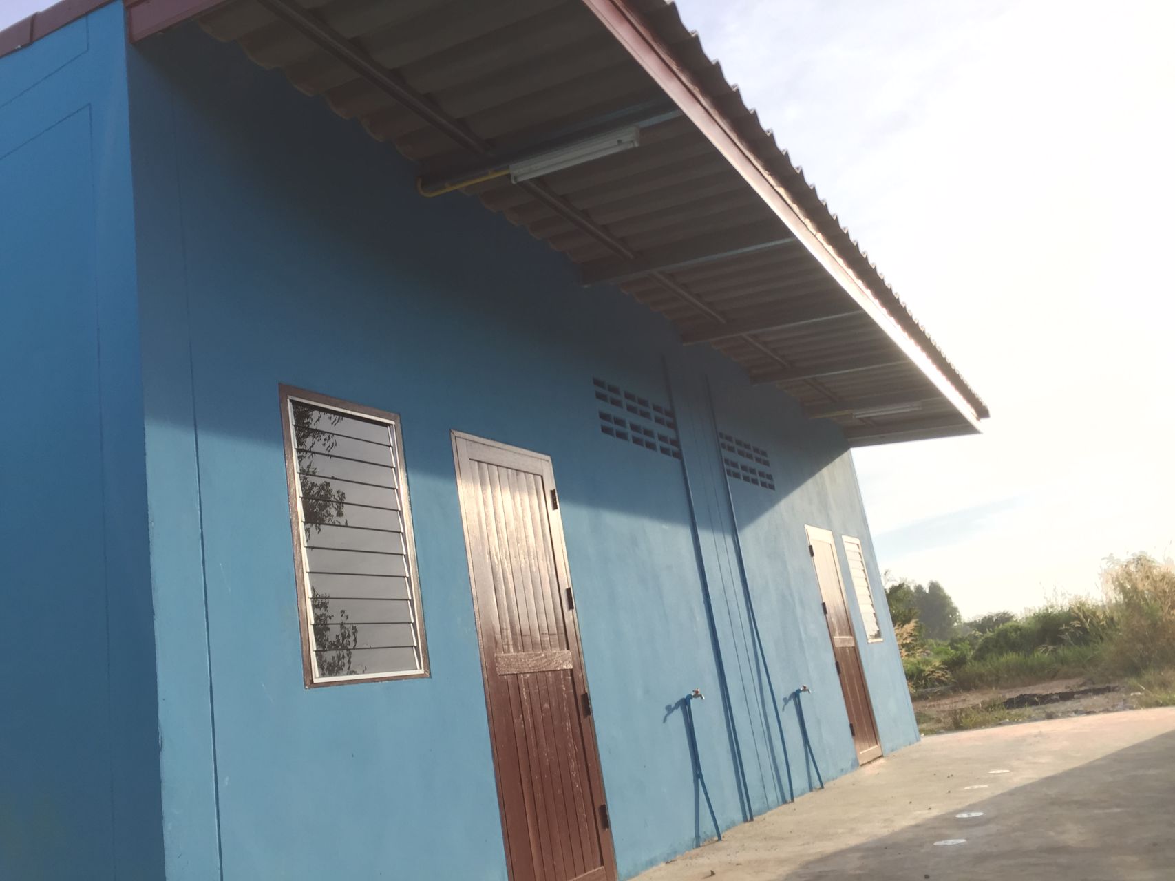 ขายบ้านสร้างเสร็จ-พร้อมอยู่-หนองเหียงพนัสนิคม