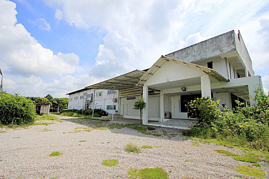 ขาย-ให้เช่าที่ดินพร้อมสิ่งปลูกสร้างประเภทโรงงานแปรรูป-ติดถนนสุขุมวิท-ทล3-กม244-อเมืองระยองจระยอง