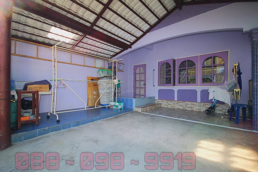 ขายด่วนบ้านแฝด-2-ชั้น-196-ตรว-ซประวิทย์และเพื่อน-13-1-ซอุดมสุข-51-เข้าซอยเพียงแค่-200-ม