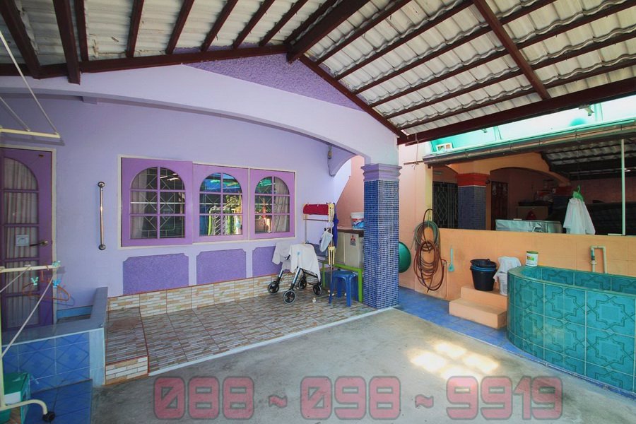 ขายด่วนบ้านแฝด-2-ชั้น-196-ตรว-ซประวิทย์และเพื่อน-13-1-ซอุดมสุข-51-เข้าซอยเพียงแค่-200-ม