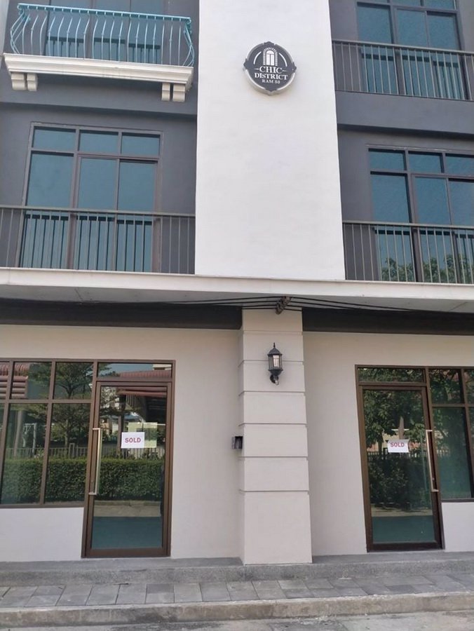 ขายทาวน์โฮม-4-ชั้น-212-ตรว-หมู่บ้านชิคดิสทริคท์ราม53-ซจันทร์ศรีชวาลา-ถรามคำแหง53