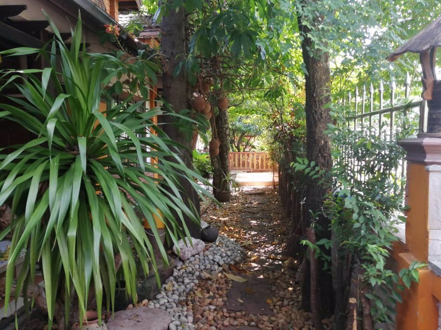 ขายที่ดิน-1-ร่-ทำเลทอง-พร้อมสิ่งปลูกสร้าง-บนถนนรามคำแหงซอย68-ซอยเทคโน-พื้นที่ริมสุดในหมู่บ้านกิตติ