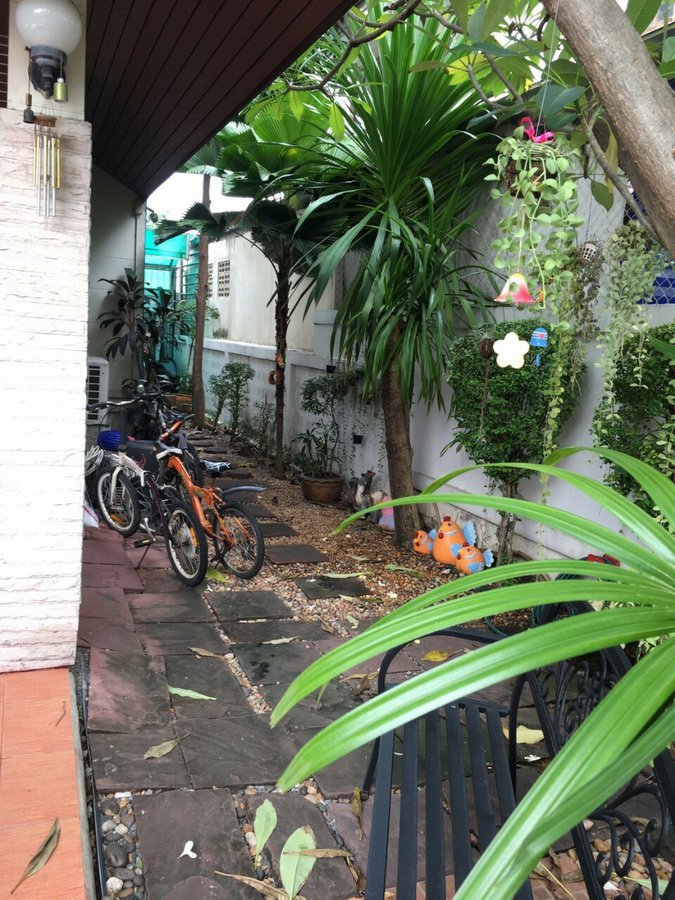 ขายบ้านเดี่ยว-2-ชั้น-709-ตรว-หมู่บ้านอมรเพลส-ถรามคำแหง167-1