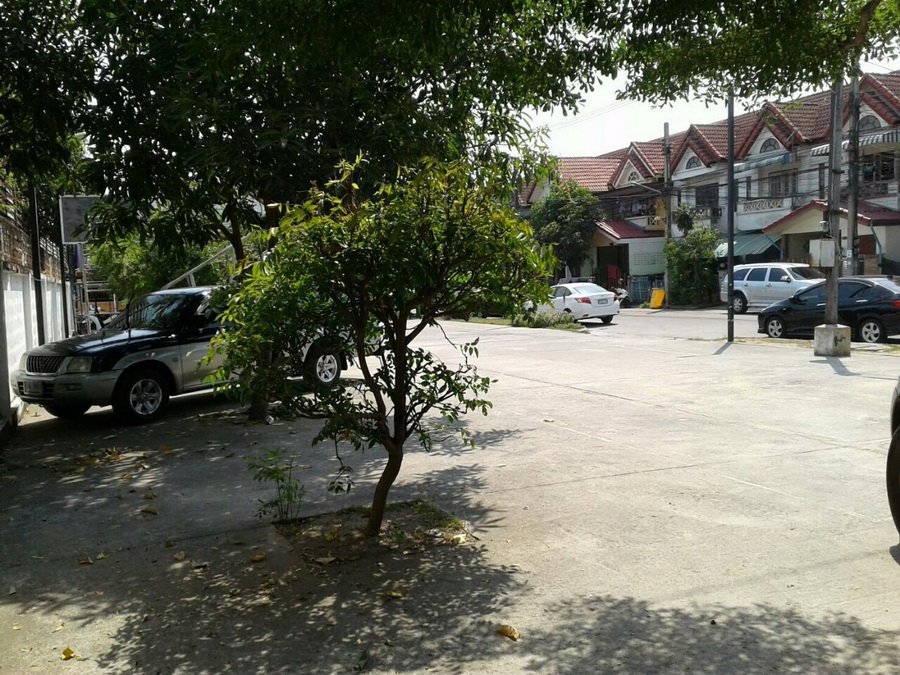 ขายทาวน์เฮ้าส์-2-ชั้น-175-ตรว-หมู่บ้านมนชญา2-ถสายไหม49