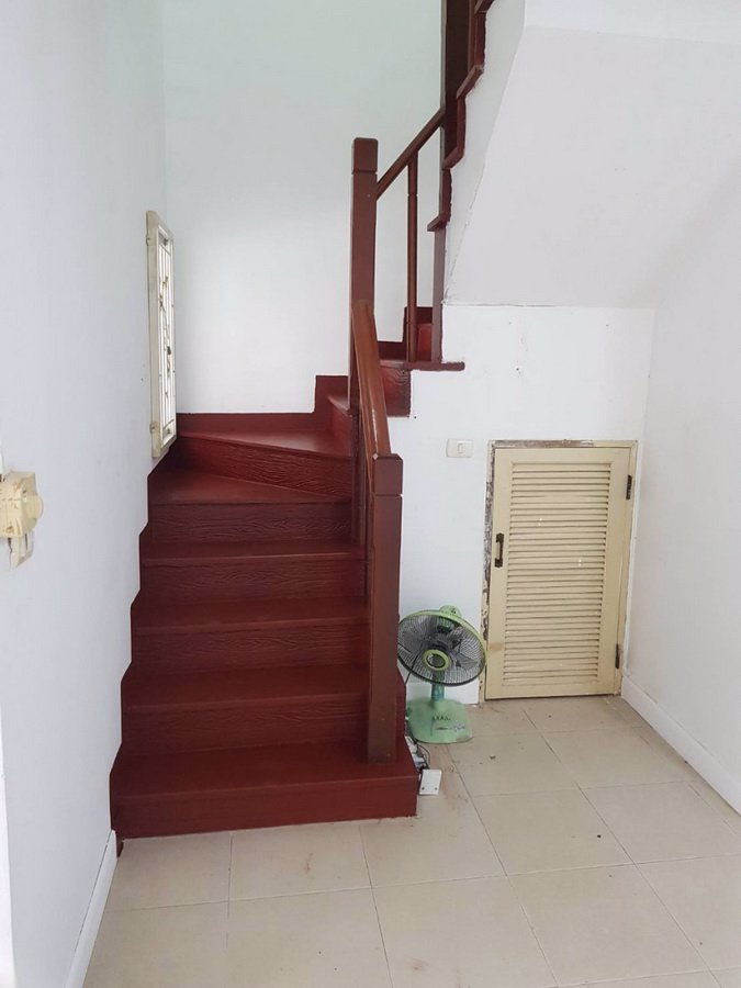 ขายด่วนทาวน์เฮ้าส์-2-ชั้น-พร้อมอยู่-หมู่บ้านพฤกษาวิลล์5-มีนบุรี-ถนนประชาร่วมใจ