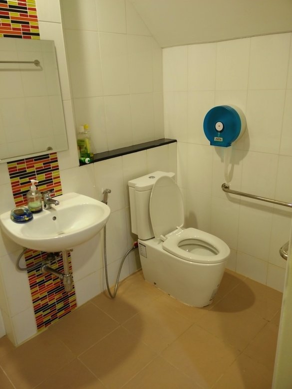 ให้เช่า-อาคารพาณิชย์-4-ชั้น-1-คูหา-คลองหลวง-17-ค้าขายได้-เดินทางสะดวก