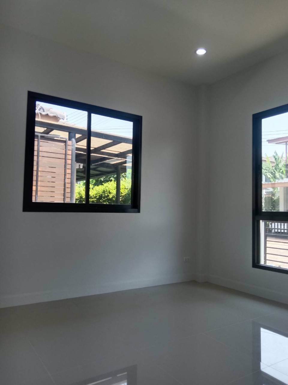 ขายบ้านบรรยากาศรีสอร์ท-เดอะมิราเคิลพลัส-เขางู