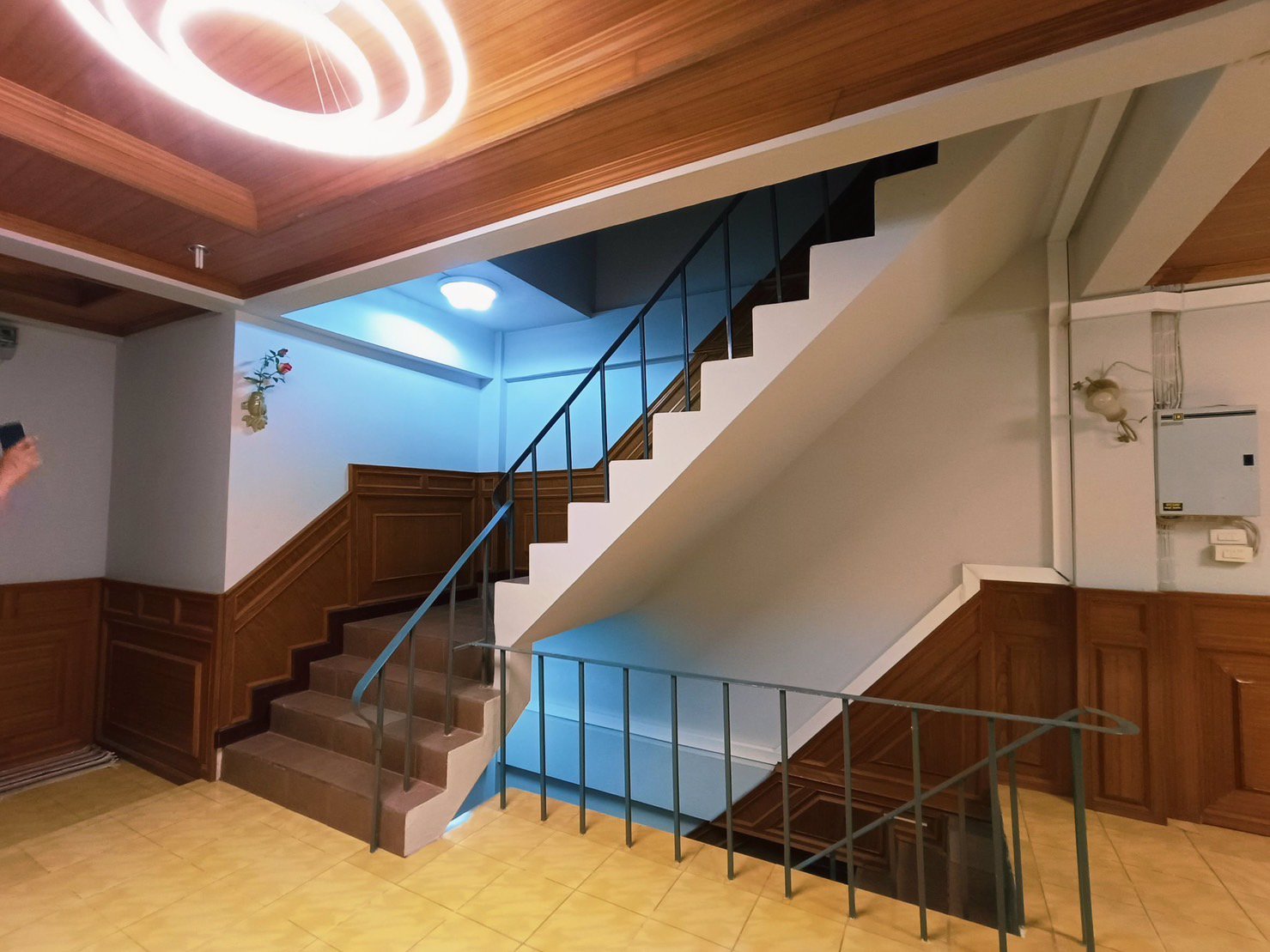 vายหอพักย่านเพชรบุรี-หอพักสุภาพร-หน้าตลาดทุ่งลม