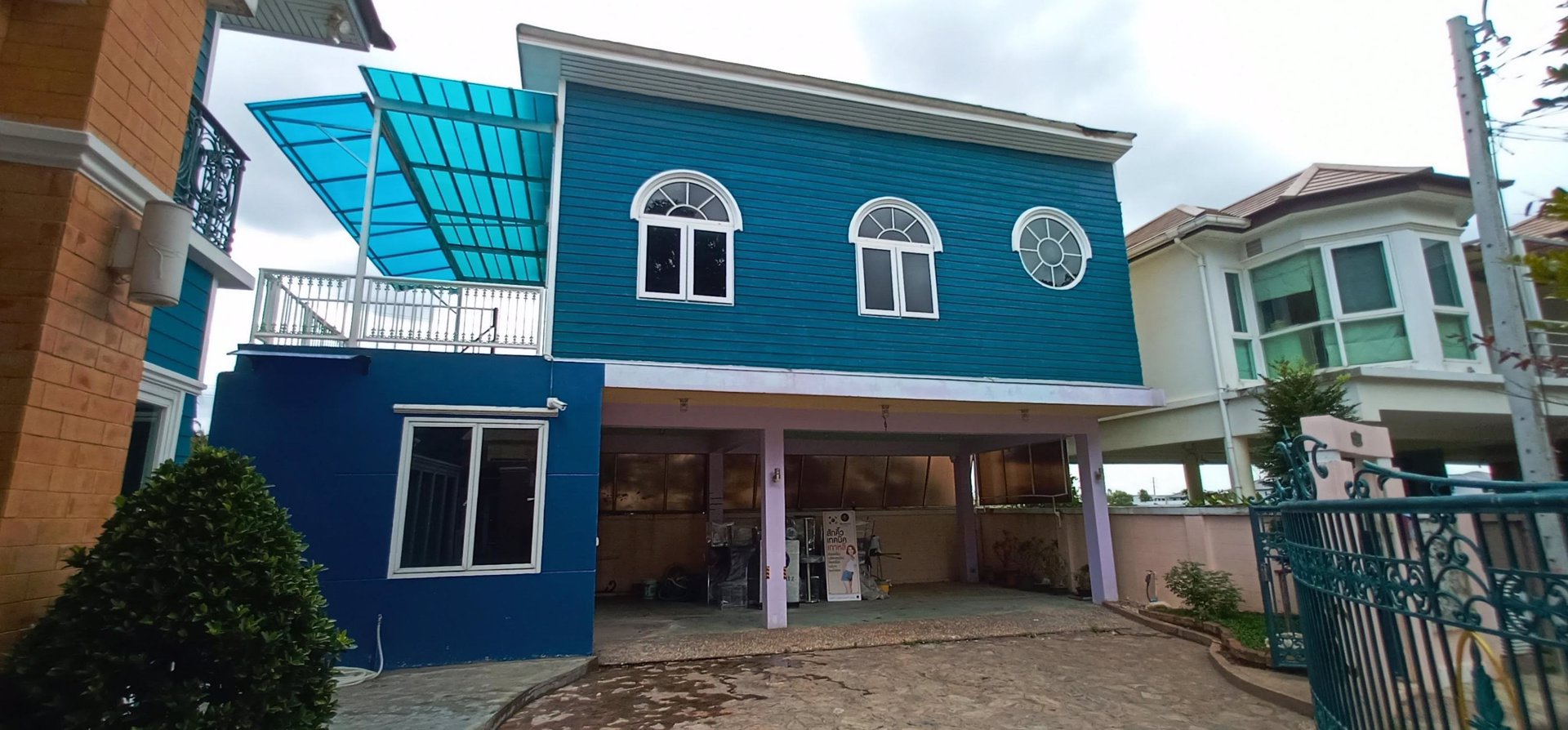 rk5-ขายบ้านหรูใกล้เมืองทองธานี-212-ตรวใกล้ทางด่วนศรีสมาน-4-ห้องนอน-มีสระว่ายน้ำส่วนตัว