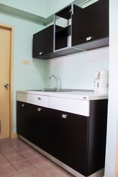 คอนโดลาซาลพาร์ค-ใกล้-bts-สถานีแบริ่ง-ถสุขุมวิท105-ลาซาล-1-ห้องนอน-1-ห้องนั่งเล่น-เฟอร์นิเจอร์-และ